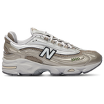 Silver/Black/White