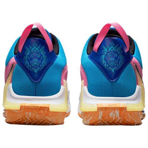 Nike lebron 7 all star footlocker best sale