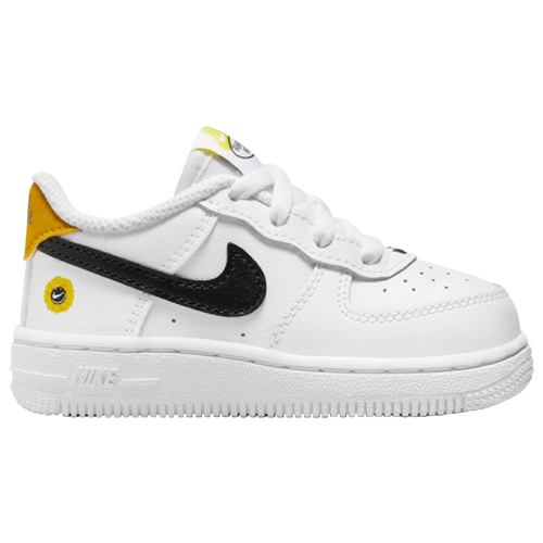 

Nike Boys Nike Force 1 LV8 - Boys' Toddler Basketball Shoes White/Black Size 04.0