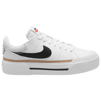 Foot locker 2024 women's nike sneakers