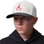 Sail/Black/University Red