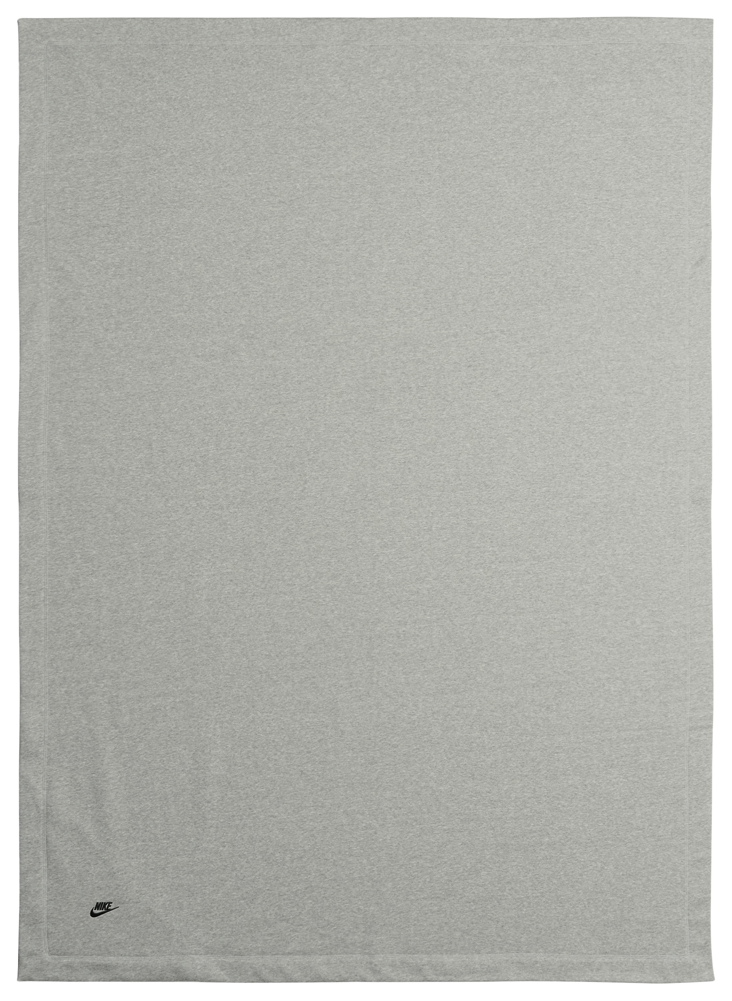 Nike CLUB FLEECE WEARABLE BLANKET | Foot Locker