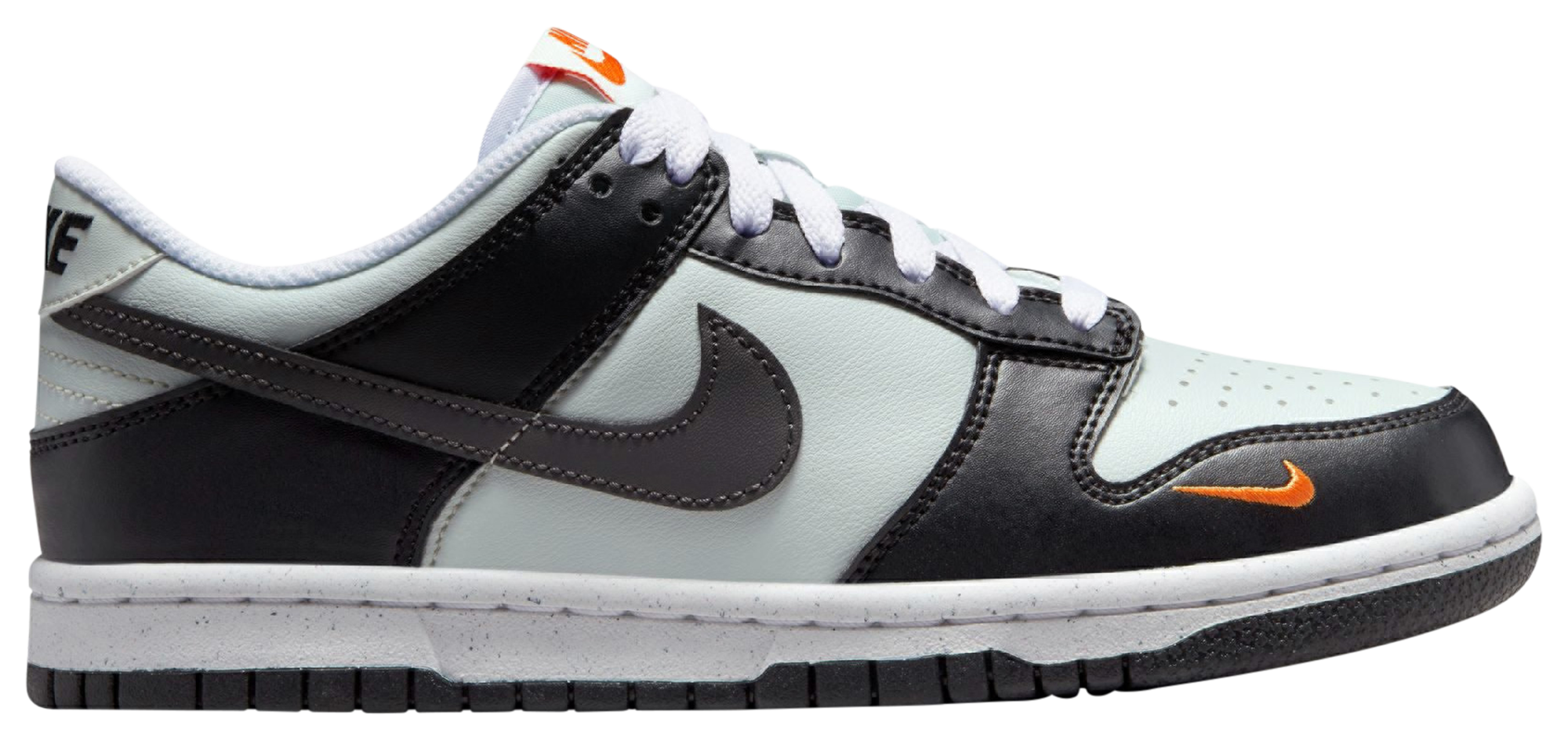 black white dunks