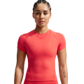 Nike Drifit Universal Seasonal SS Top - Nike Lt Crimson/University Red