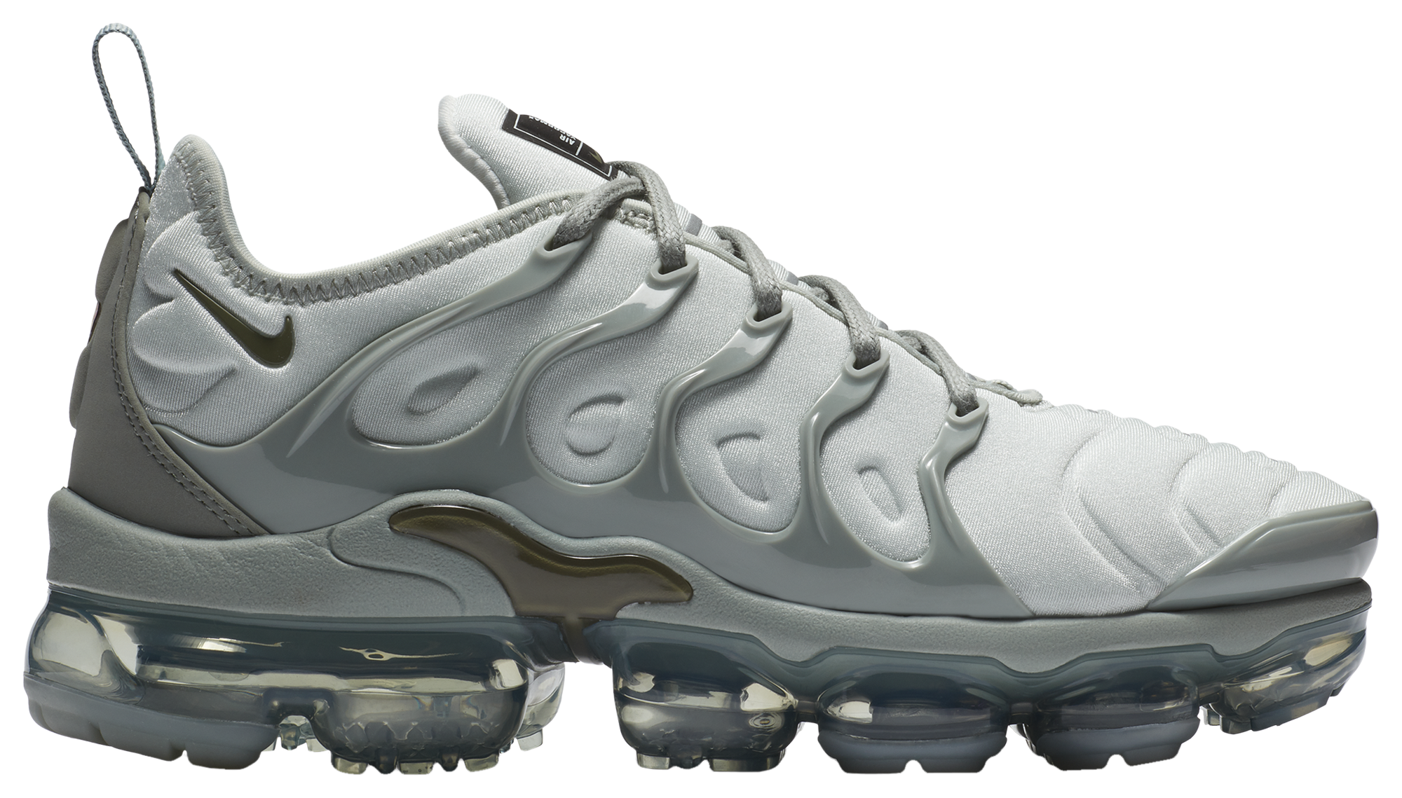 nike vapormax plus womens footlocker