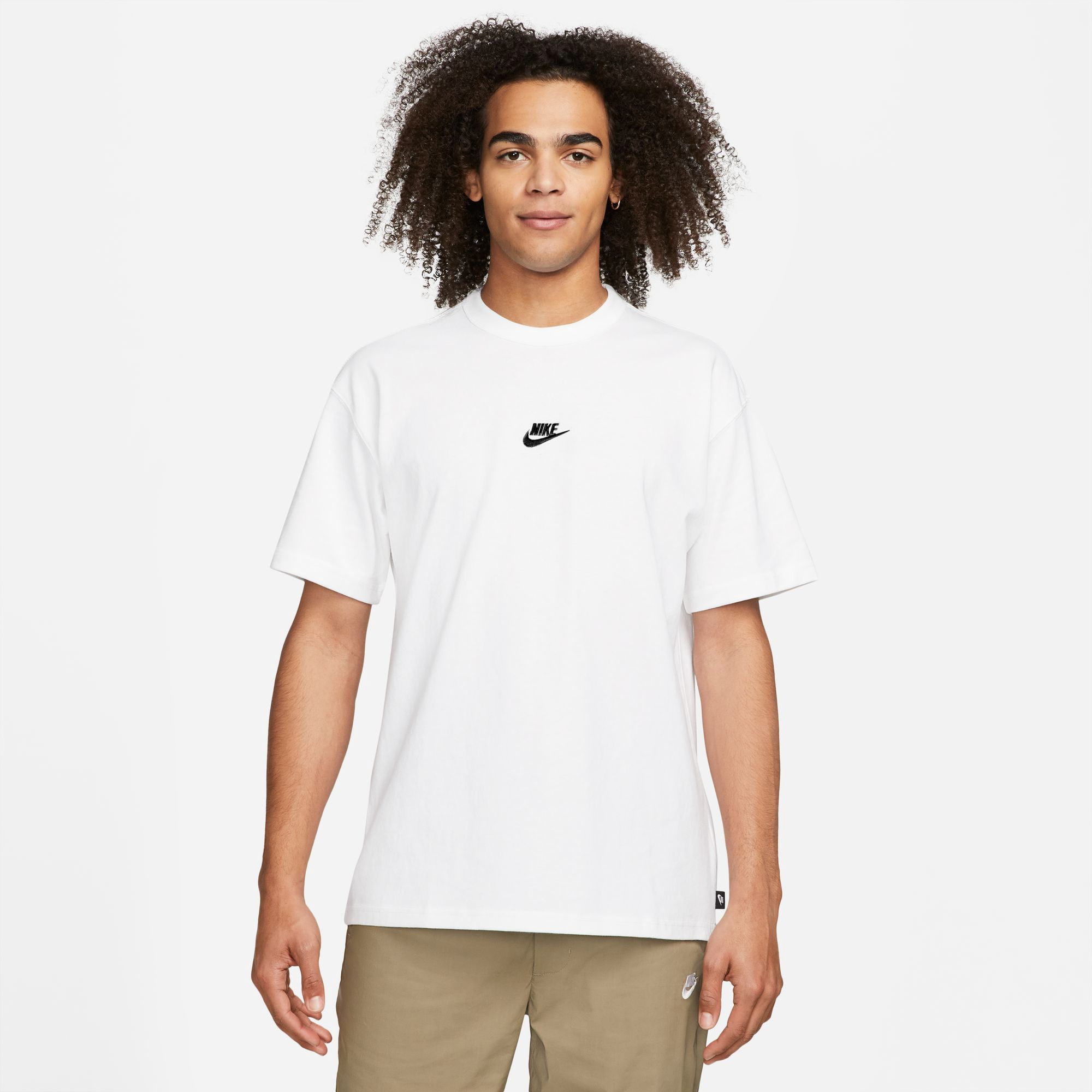 NSW | Nike Locker T-Shirt Prem Foot Essential