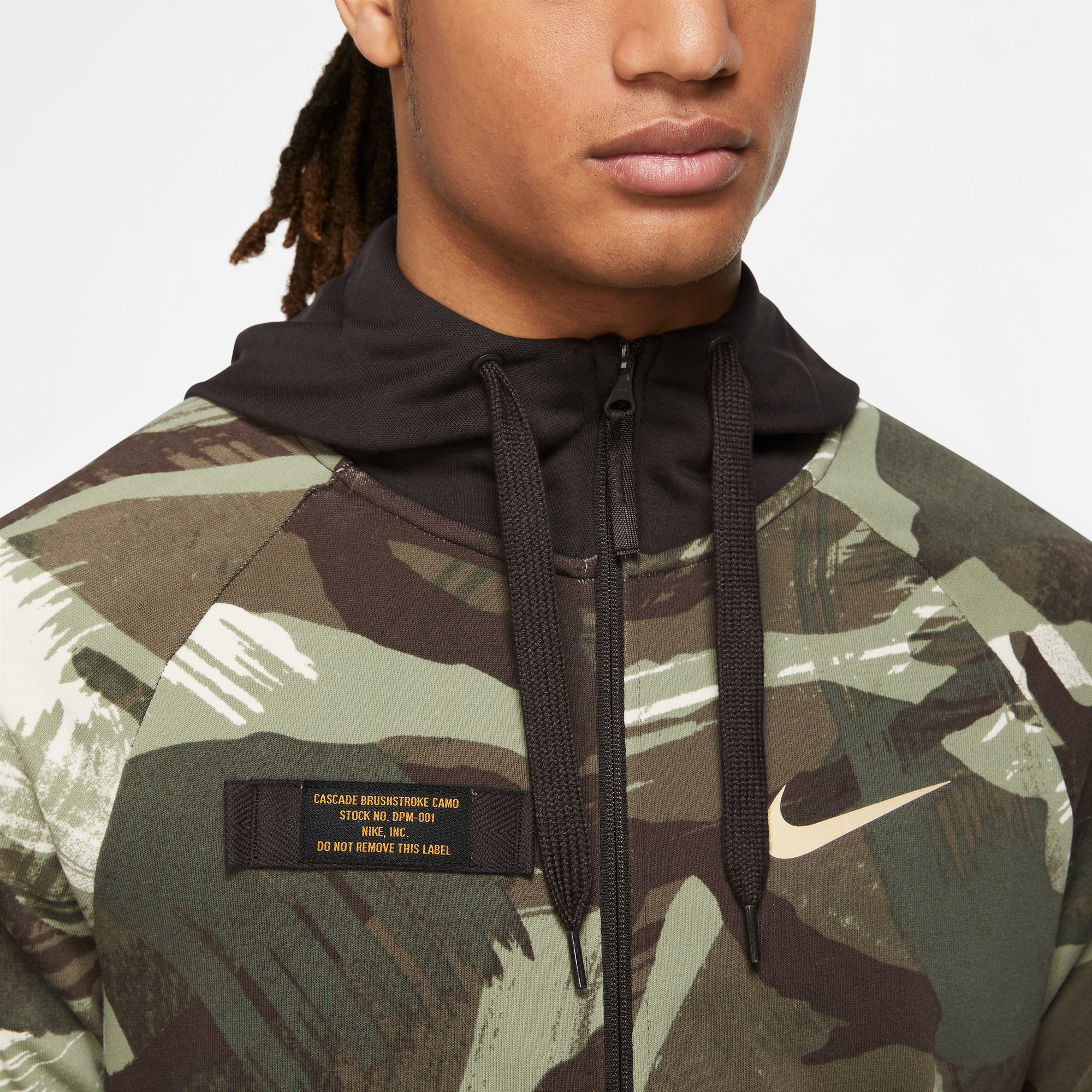 Nike dri fit camo on sale hoodie