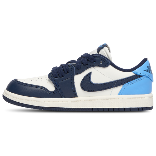 Jordan Retro 1 Low OG Image 2 of 5. Tap to open photo gallery.