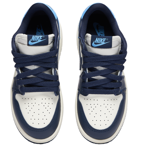 Jordan Retro 1 Low OG Image 4 of 5. Tap to open photo gallery.