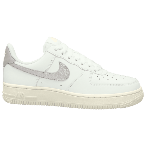 

Nike Womens Nike Air Force 1 '07 - Womens Basketball Shoes White/Silver Size 06.0