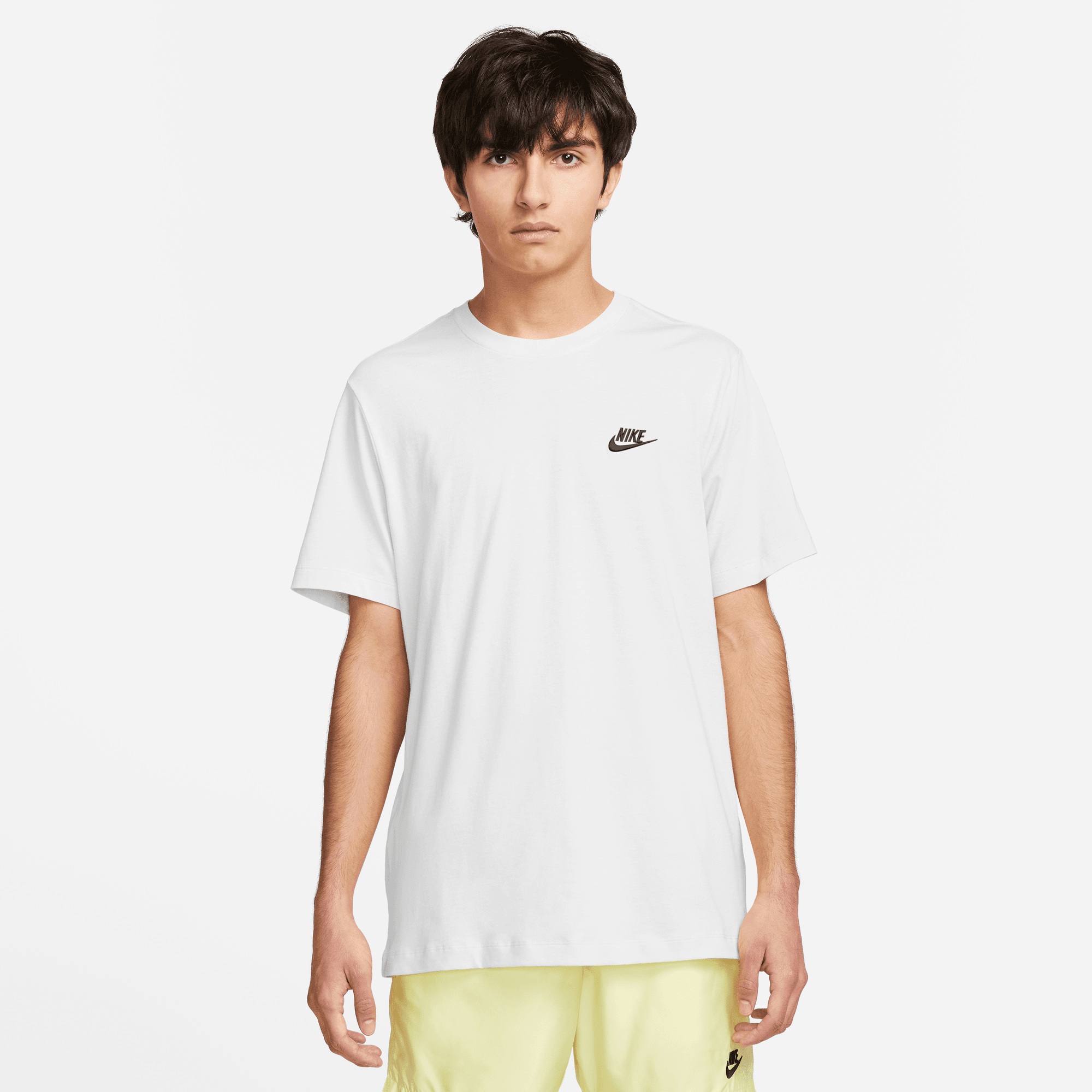 Nike NSW Club T Shirt Foot Locker