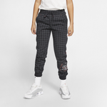 Black/White/Red
