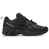 Black/Black