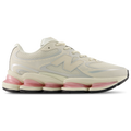 New Balance 2000 - New Balance Timberwolf/Double Bubble