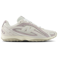 New Balance 204L - New Balance Truffle Salt/Reflection