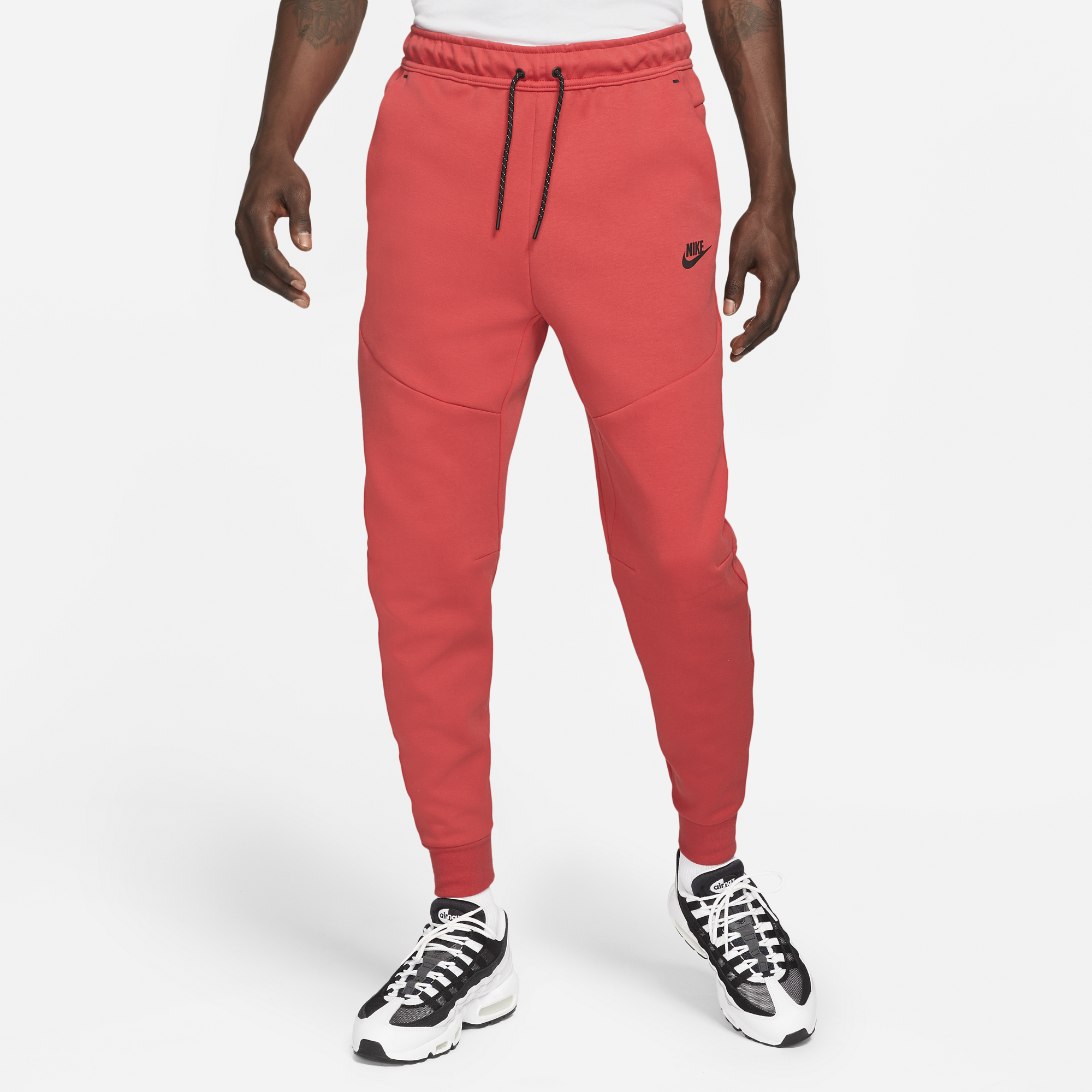 nike tech fleece shorts foot locker