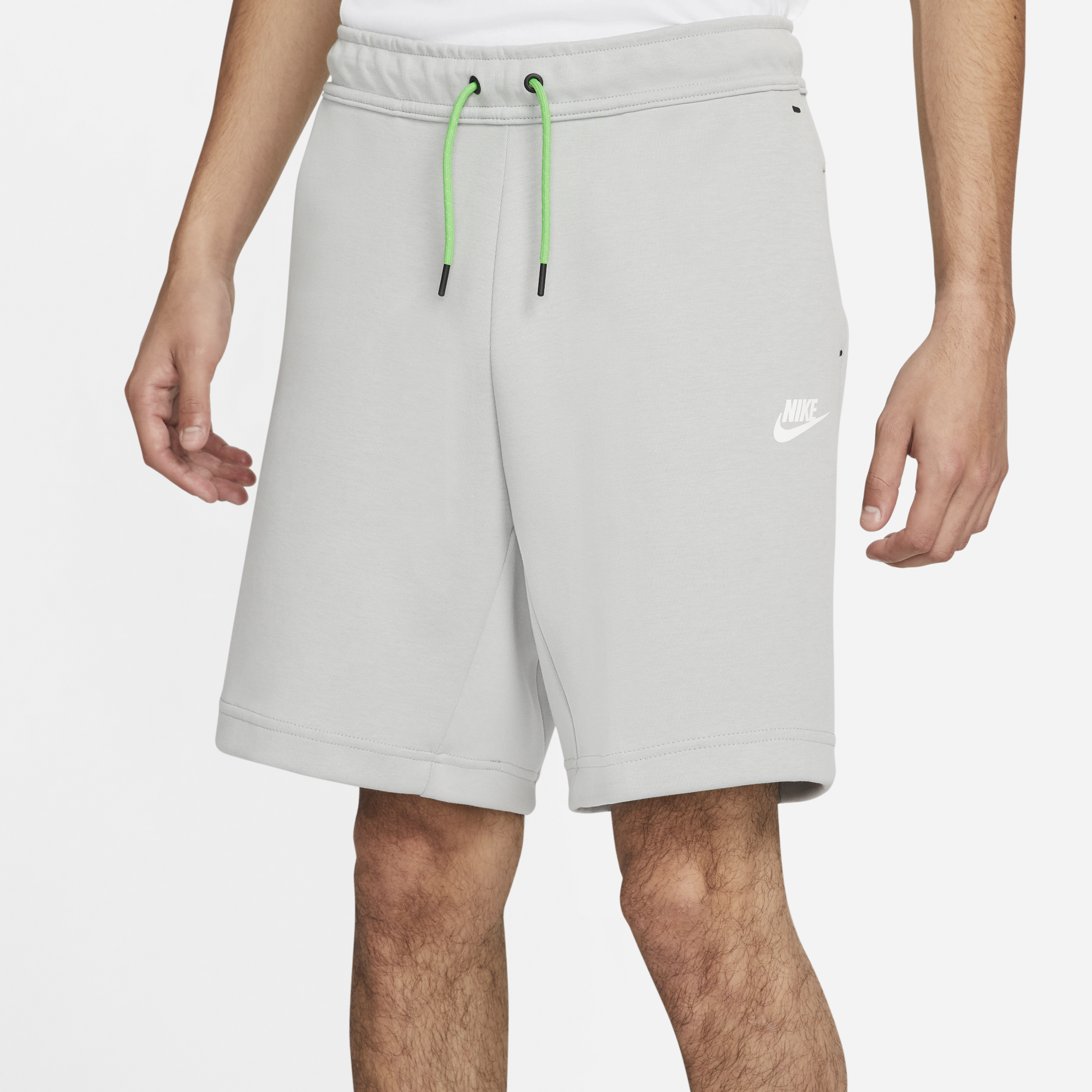 nike tech fleece shorts foot locker