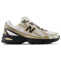 New Balance 740 - New Balance Black/White Gold