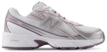 New Balance 740