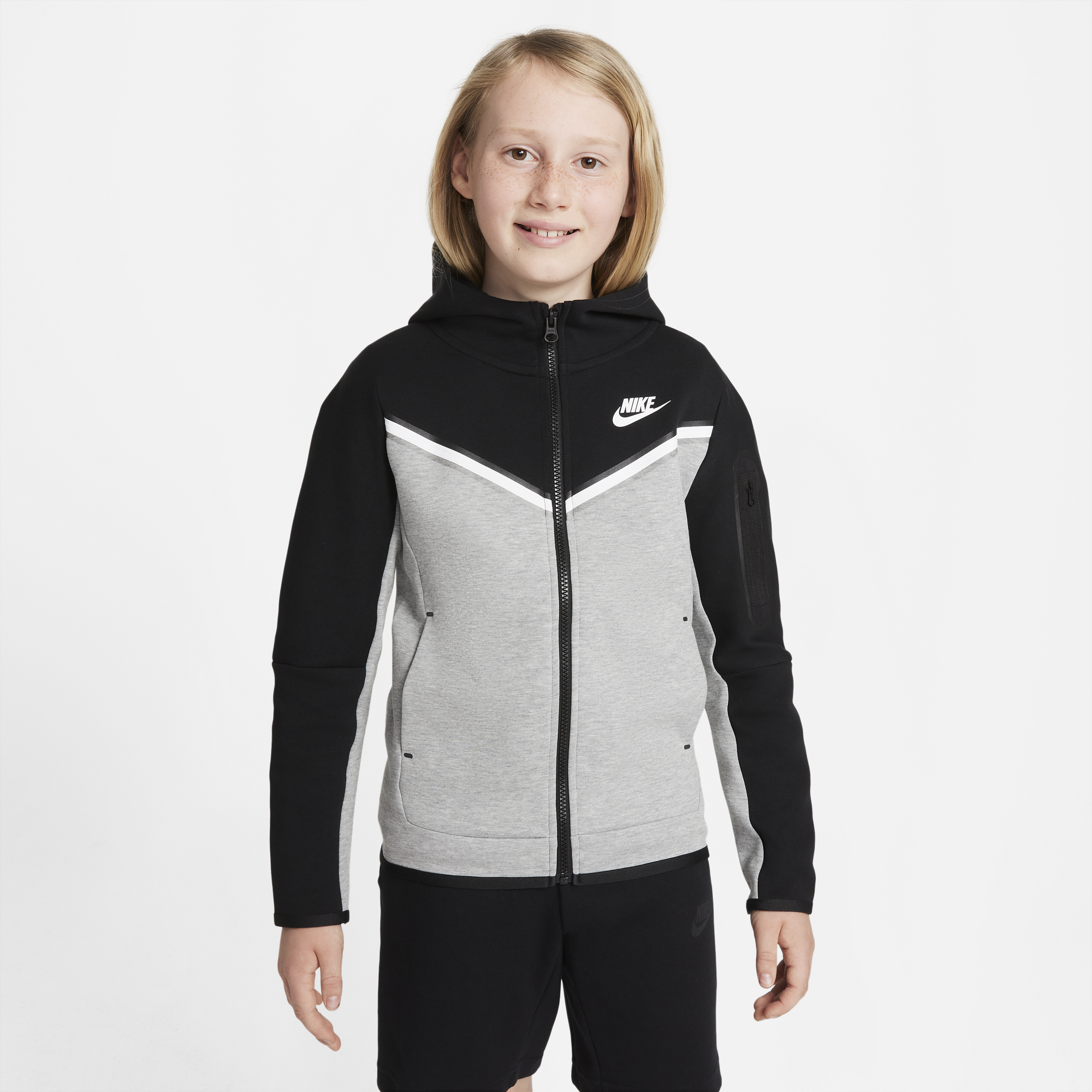 black nike tech tracksuit junior