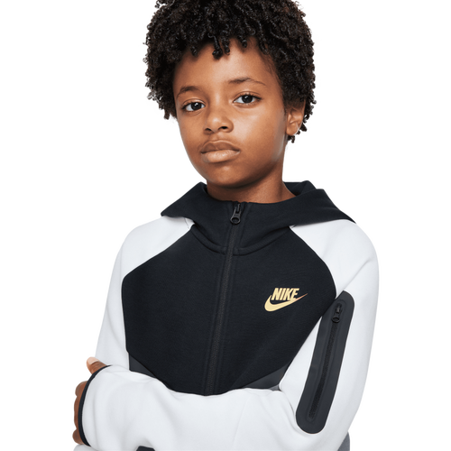 Nike Tech Fleece Full-Zip Image 3 of 8. Tap to open photo gallery.