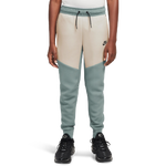 Light Orewood/Dusty Sage
