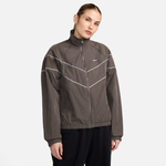 Light Iron Ore/White