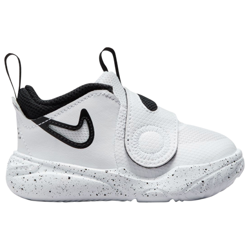 

Boys Nike Nike Team Hustle D 11 - Boys' Toddler Basketball Shoe White/Black/White Size 05.0