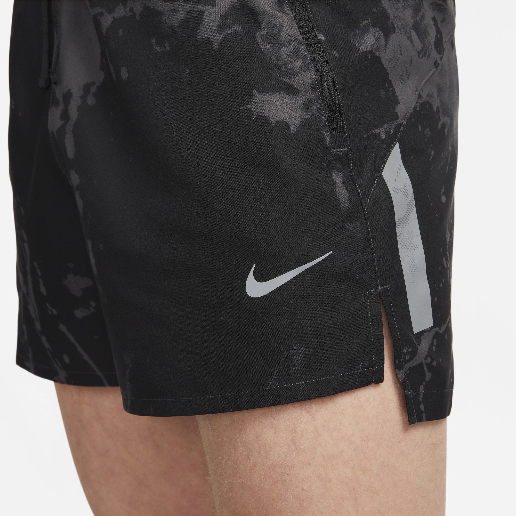 Nike Dri-FIT Division Run Stride Shorts