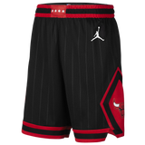 Black/University Red