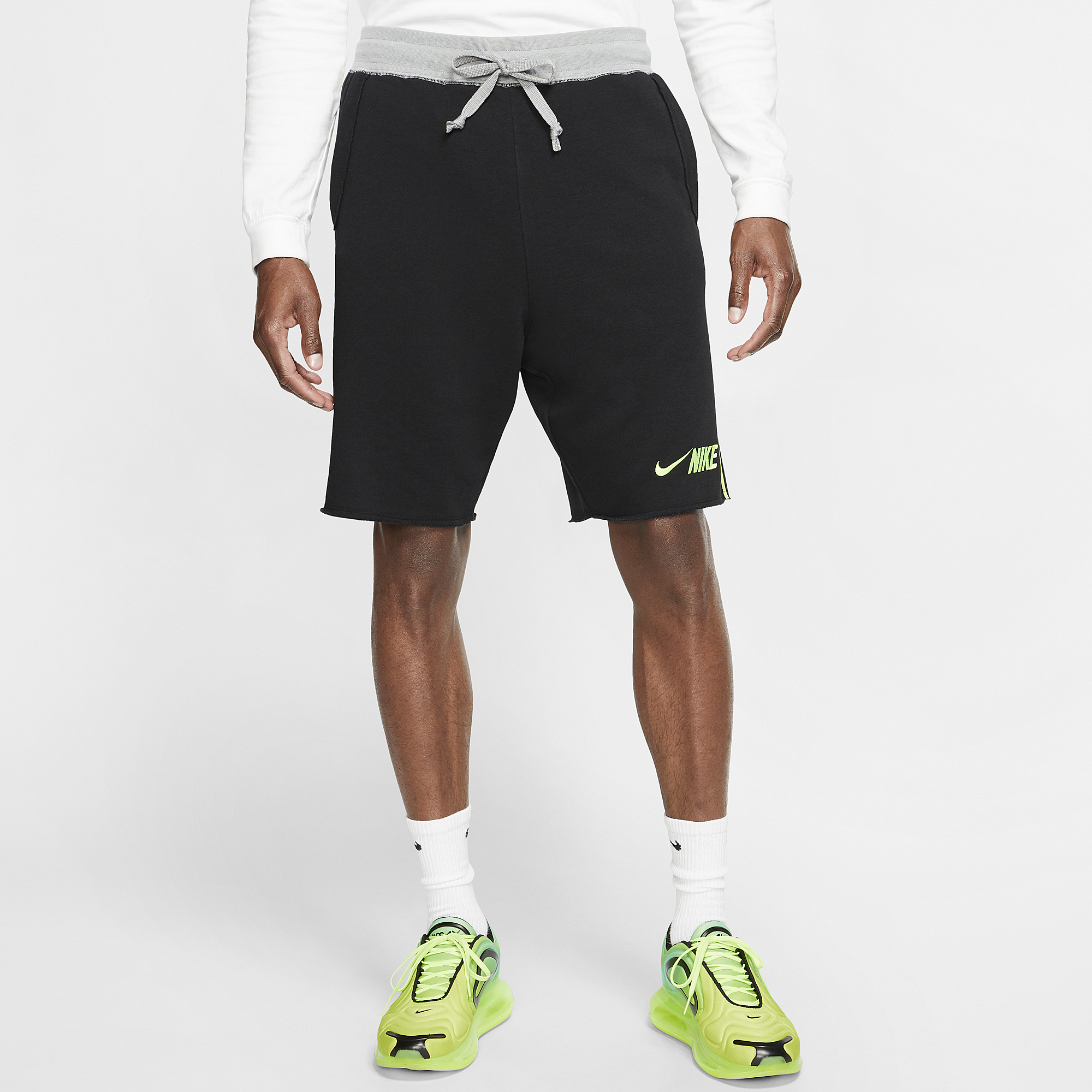 Nike Air Max 90 Alumni Shorts - Men's 