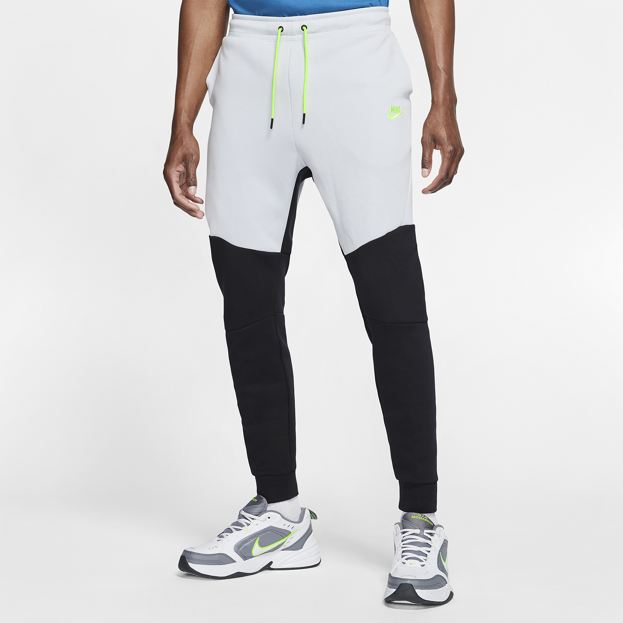 nike tech fleece pants foot locker