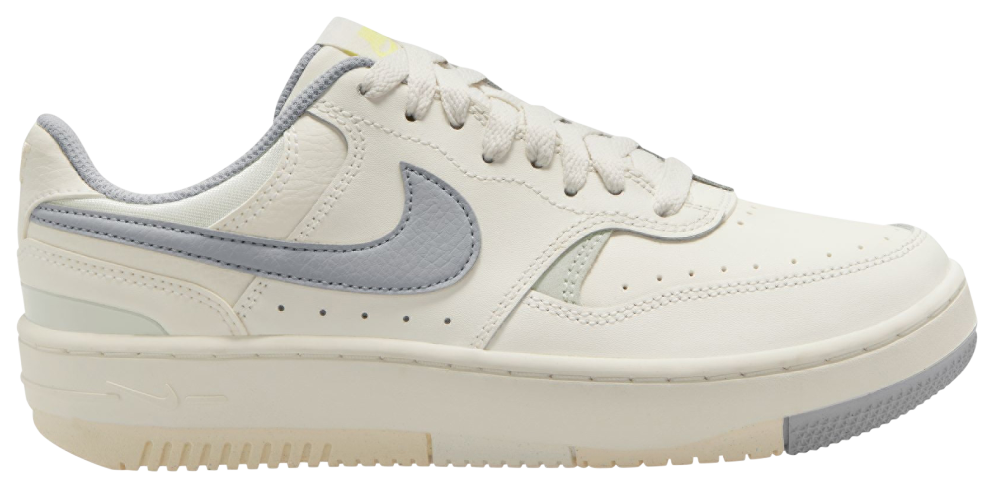送料込み 追跡あり Nike Gamma Force \"Sail/Football Grey\" Nike Gamma Force (Sail/Football Grey/White/Guava Ice