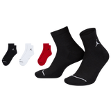 Black/White/Red