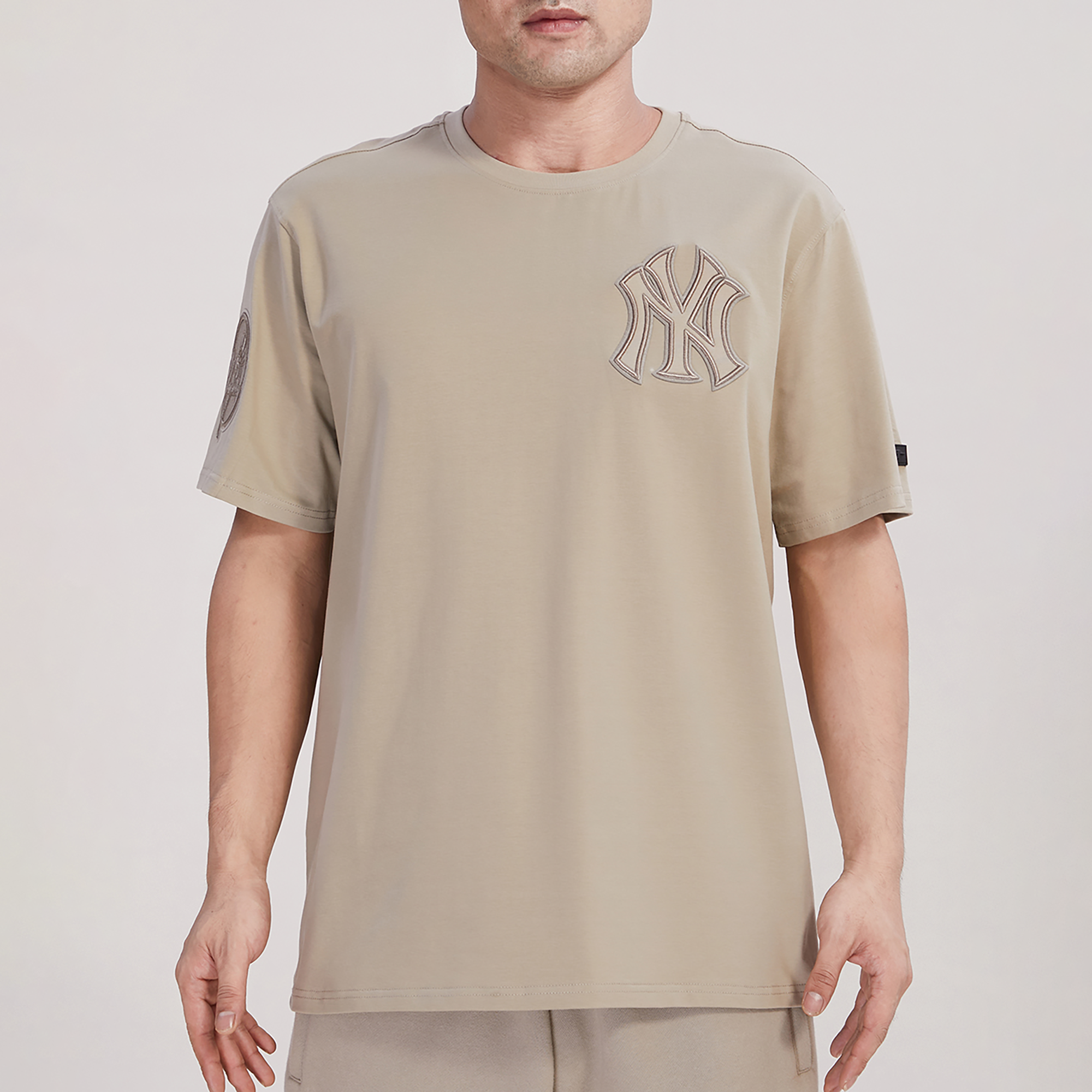 Pro Standard Yankees Tonal SJ T-Shirt