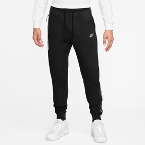 Champion sweatpants footlocker best sale