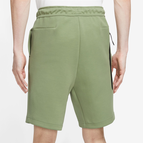 Nike tech fleece shorts champs hotsell