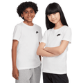 Nike NSW EMB Futura T-Shirt - Nike White