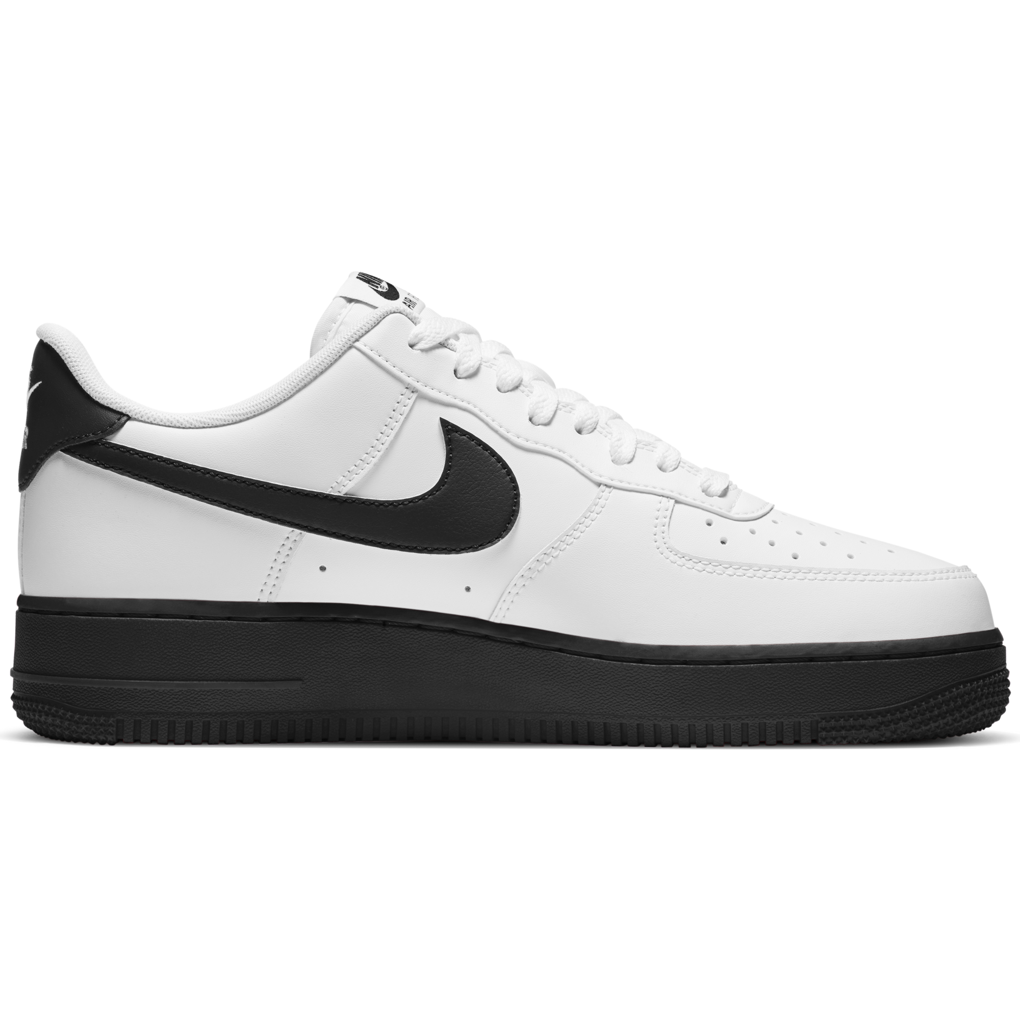 nike air force 1 07 footlocker