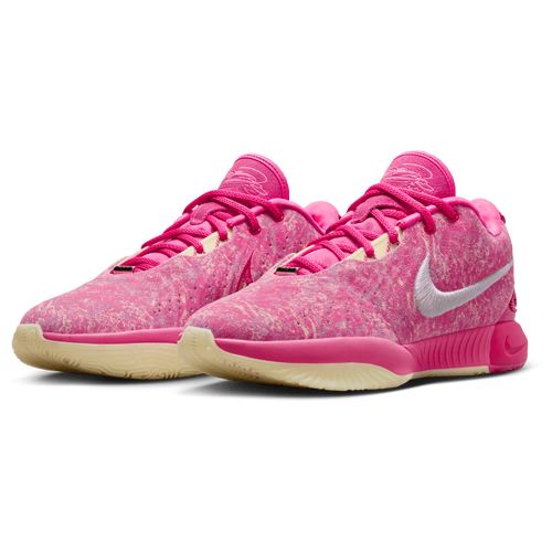 Nike LeBron 21 Image 2 of 8. Tap to open photo gallery.