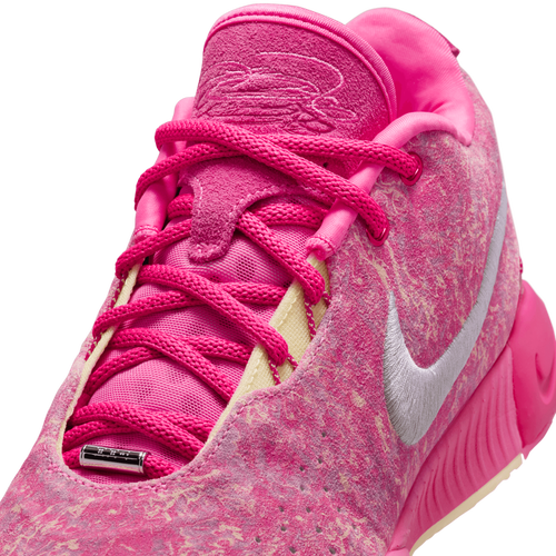 Nike LeBron 21 Image 7 of 8. Tap to open photo gallery.