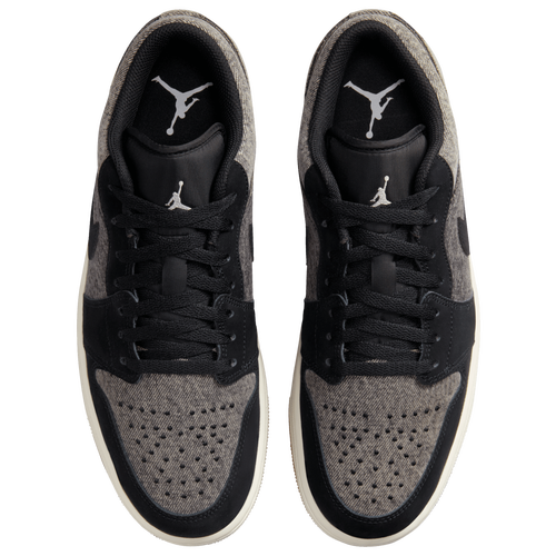 Jordan 1 Low SE Image 5 of 9. Tap to open photo gallery.