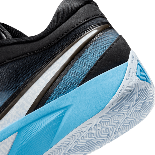 Nike Zoom Freak 6 Image 8 of 8. Tap to open photo gallery.