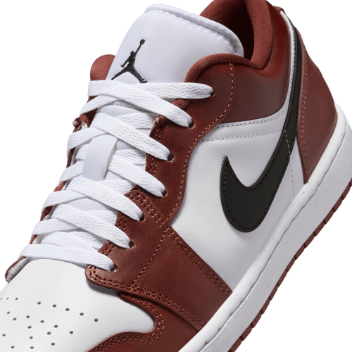 Jordan 1 Low SE Image 7 of 9. Tap to open photo gallery.