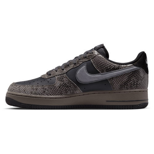 Nike Air Force 1 '07 LV8 Image 4 of 8. Tap to open photo gallery.
