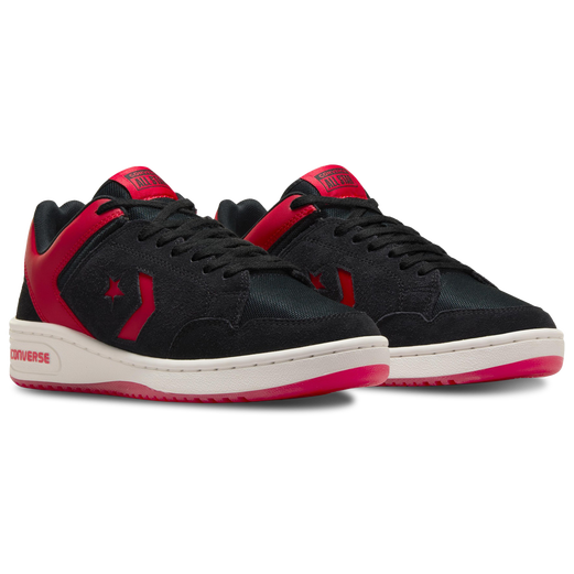 Converse Weapon Low Image 2 of 5. Tap to open photo gallery.