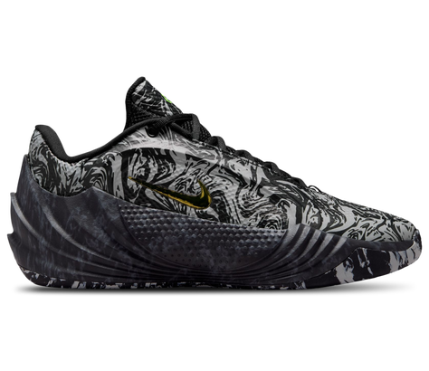 Giannis Freak 8