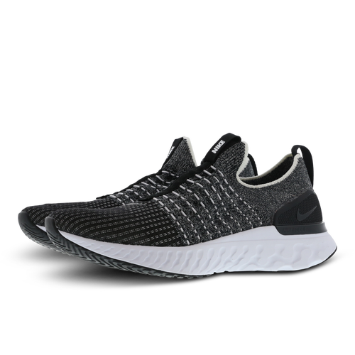 Nike React Phantom Run Flyknit 2 Image 2 of 6. Tap to open photo gallery.
