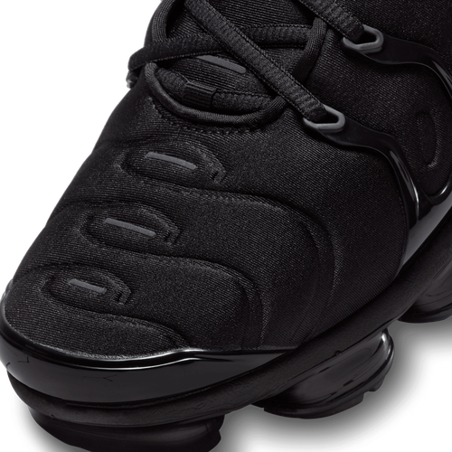 Nike Vapormax Plus Image 6 of 9. Tap to open photo gallery.