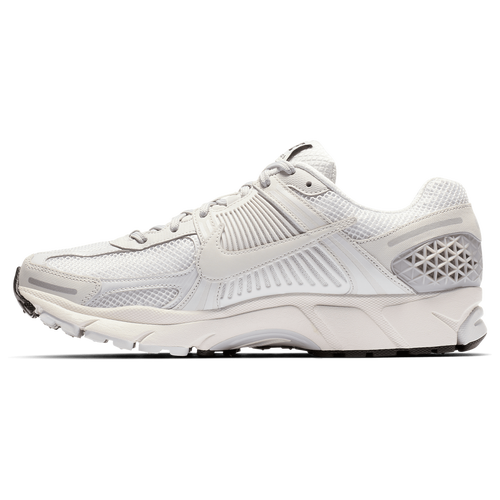Nike Zoom Vomero 5 Image 4 of 6. Tap to open photo gallery.